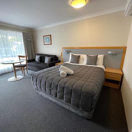 George Bass Motor Inn Nowra Eksteriør billede