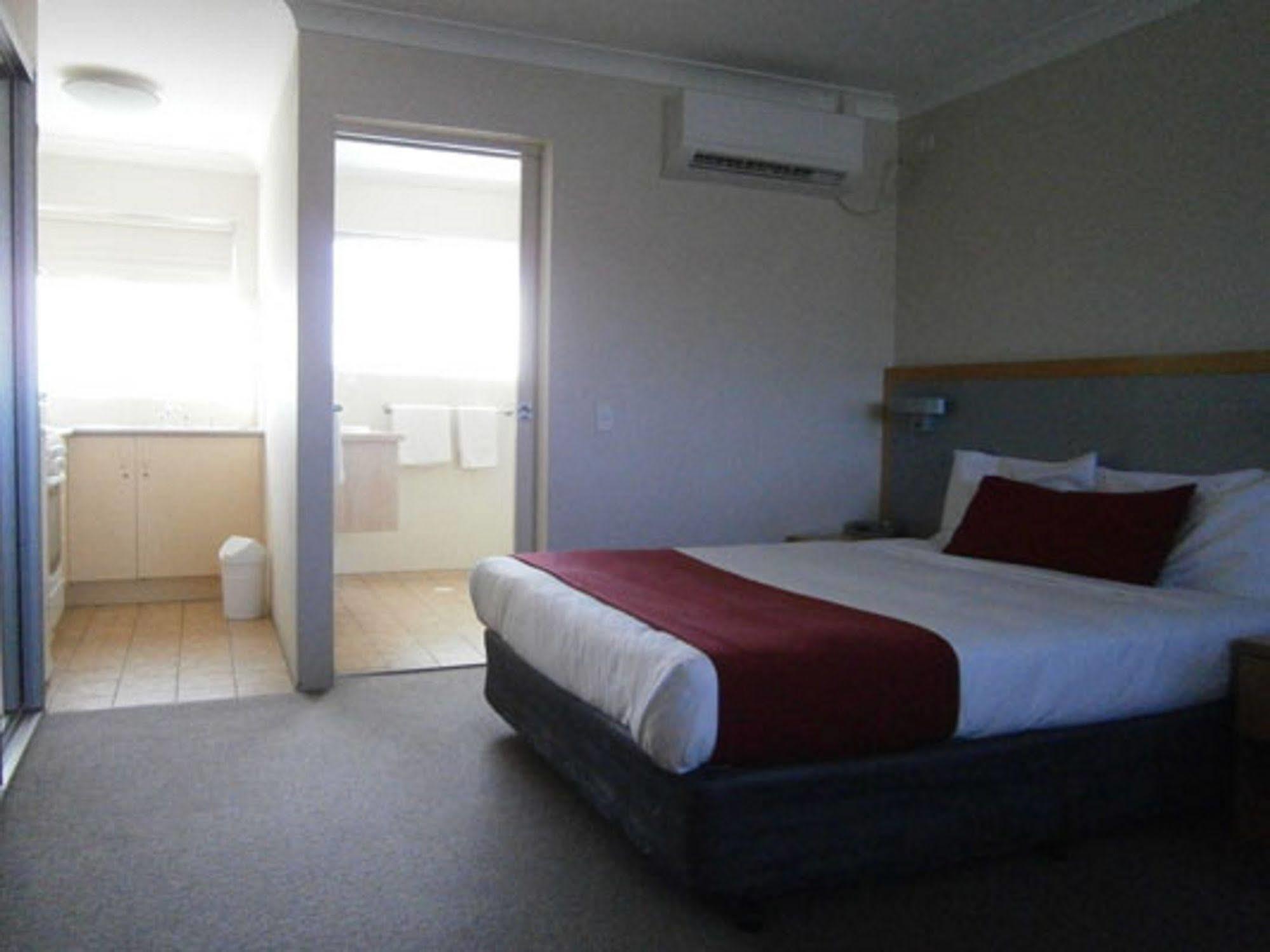 George Bass Motor Inn Nowra Eksteriør billede