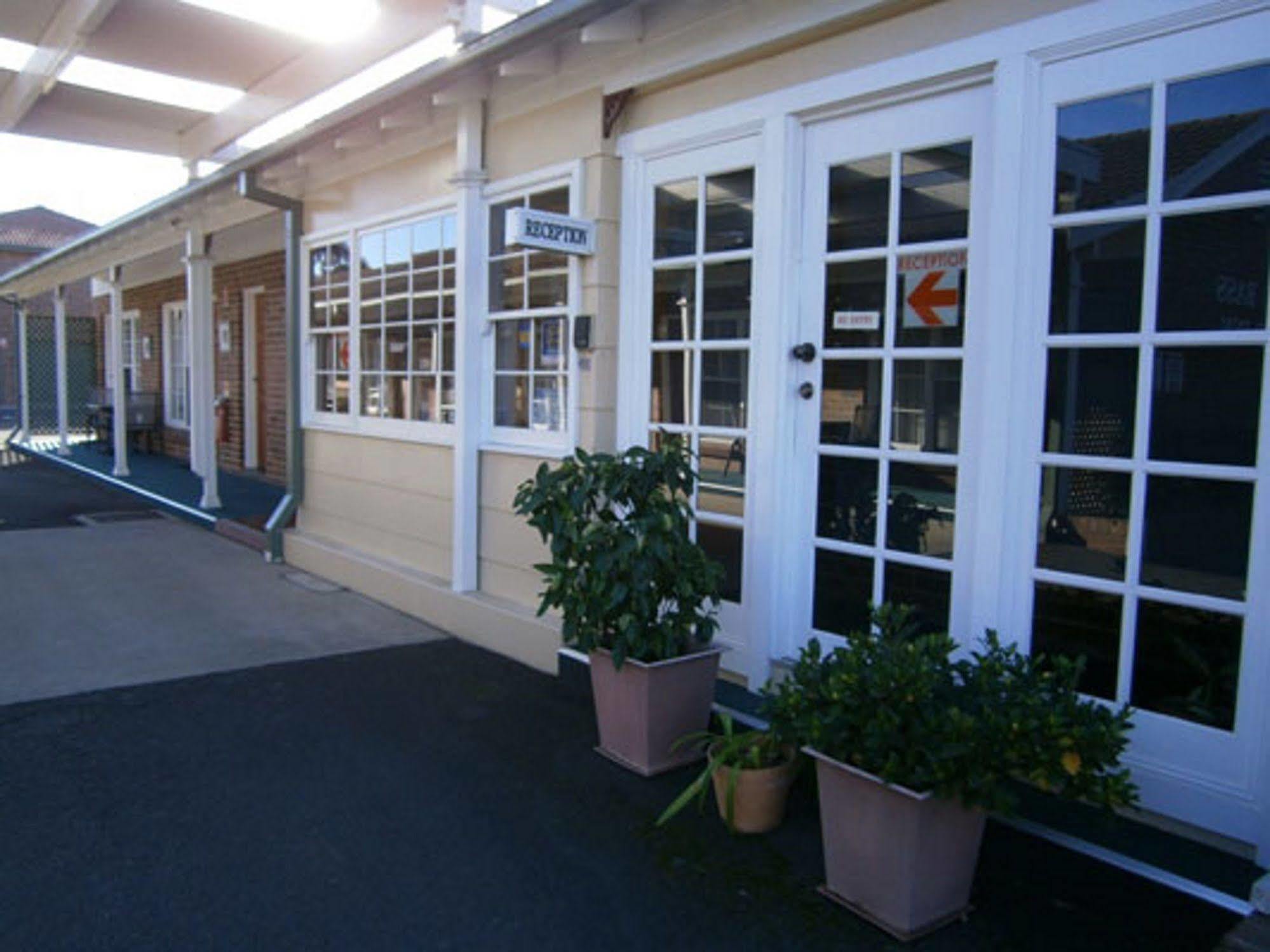 George Bass Motor Inn Nowra Eksteriør billede